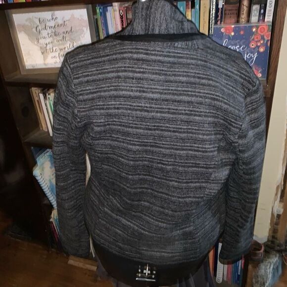 Loft merino wool blue & gray striped drape S cardigan - Picture 2 of 4